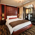 Hotel Sanctuary 4*