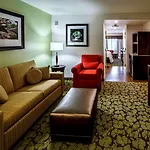 Hilton Garden New York/staten Island