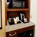 Hotel Hilton Garden New York/staten Island 3*