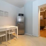 1Oak Suits - Upper East