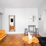 Artsy And Spacious 1 Bedroom Apartment In Crown Heights