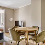 Uws 2Br W Wd Nr Central Park Nyc-896