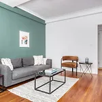 Uws 1br W Open Kitchen Doorman Gym Nyc-166 New York