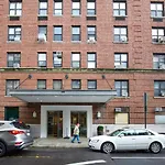 Apartment Uws 1br W Open Kitchen Doorman Gym Nyc-166