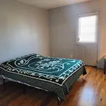 Private Apt Near Ferry And Park
