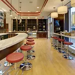 Hotel Fairfield By Marriott Manhattan/financial District
