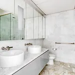 Apartment Midtown 1br W Gym Wd Across From Rock Center Nyc-670 *