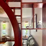 Spacious 6B4B Quiet Elegant Entire Private House