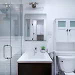 1290-6 Newly Renovated 2 Bedrooms In Ues Apartment *