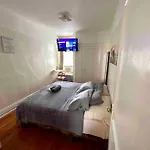 Woodside, Queens