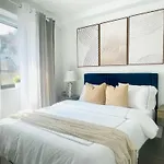 809-6a New 2br Private Roof & View * New York