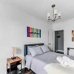 2Bd Stylish Brooklyn Heights - Steps Waterfront