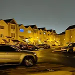 Waterfront Gem Duplex 3 Bedroom 2Floor In Whitestone Bronx Free Parking