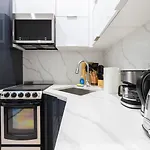 317-4a New Modern 1br W&d Walk To Park Apartment