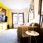 Lovely Flat In Greenwich Village