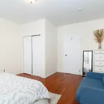 Lovely 2 Bedroom Apt In Nyc