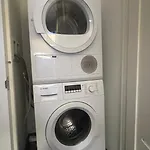 Breathtaking Nyc Views! Luxury 1 Bed 1 Bath