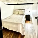 Williamsburg Studio Loft Hotel Experience
