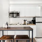 73-410 Luxury 24 Dm New Studio Uws Gym Laundry