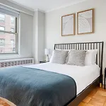 Uws Studio W Elevator Doorman Gym Nr 1 Line Nyc-627