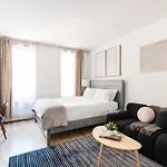 1597-14 New Renovated Rime Ues - W D New York