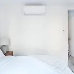 48-3Fe 2Br Prime Midtown West