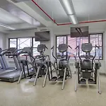 Blueground East Village Fitness Center Nr Washington Square Park Nyc-560