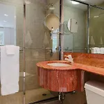 Private Beautiful Townhome W Zen Garden *