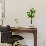 Private Beautiful Townhome W Zen Garden * New York