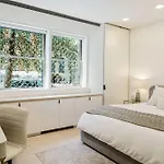Private Beautiful Townhome W Zen Garden Holiday home
