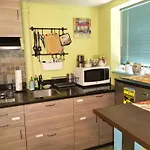 Cozy Studio At The Heart Of Jackson Heights