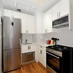Comfy 1 Bed 1 Bath In Nyc New York