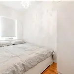 Amazing Location Murray Hill 3 Bedroom Apartment