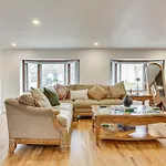 Cozy Valley Stream Studio, 20 Mi To Times Square!