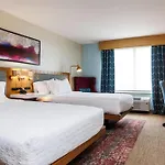Hilton Garden New York/staten Island