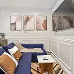 2Bd Urban Ease In Lower East Side