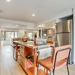 Cozy Valley Stream Studio, 20 Mi To Times Square! Apartment *