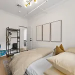 3Br Harlem Stay With Washer With Dryer