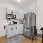 3br Harlem With Washer With Dryer Apartment *