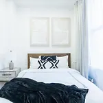 180-2 Brand New 2Br 1Bath East Village