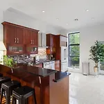 Luxury Oasis In Manhattan