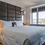 Hotel Bpm Brooklyn New York
