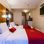 Hotel Five44 3*
