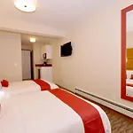 Hotel Five44 3*