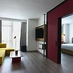 Renaissance Flushing At Tangram 4*