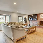 Cozy Valley Stream Studio, 20 Mi To Times Square! New York