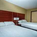 Sky Hotel Flushing/Laguardia Airport