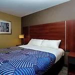 Sky Hotel Flushing/Laguardia Airport