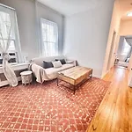 Upper East Side 2Bed Dream