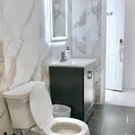 15 Minutes From Manhattan 2-Bedroom Apartment In Lic Astoria Queens